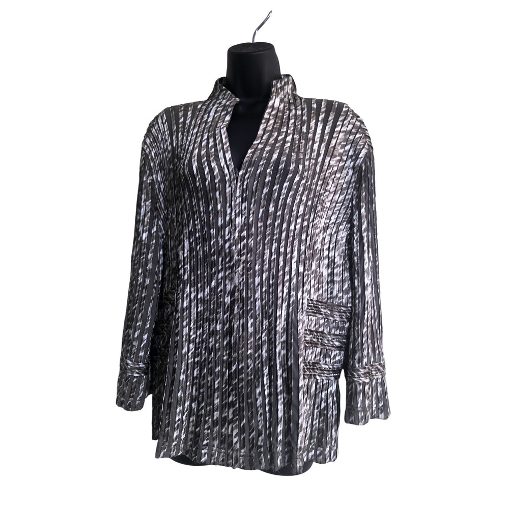 Chicos Travelers Womens Size 2 Large Pleated Metallic Zip Front Jacket Silver
